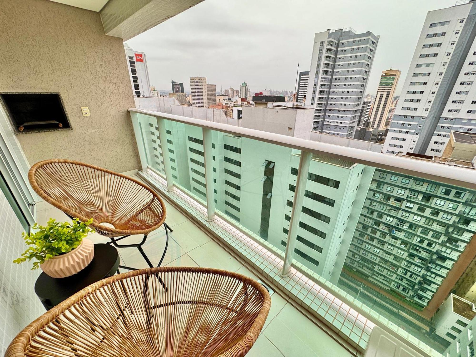 Lifespace Curitiba - Apartamentos Urooms Rum bild
